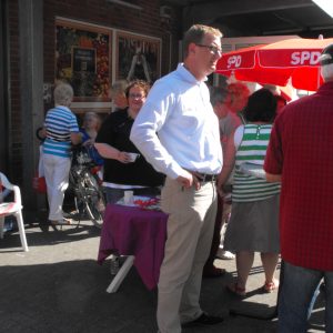Oliver Kaczmarek am Infostand der AsF Heeren-Werve