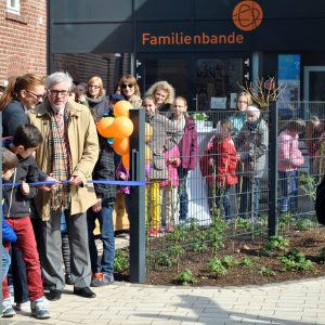 Eröffnung Spielplatz mit Tanja Brückel und Bürgermeister Hermann Hupe